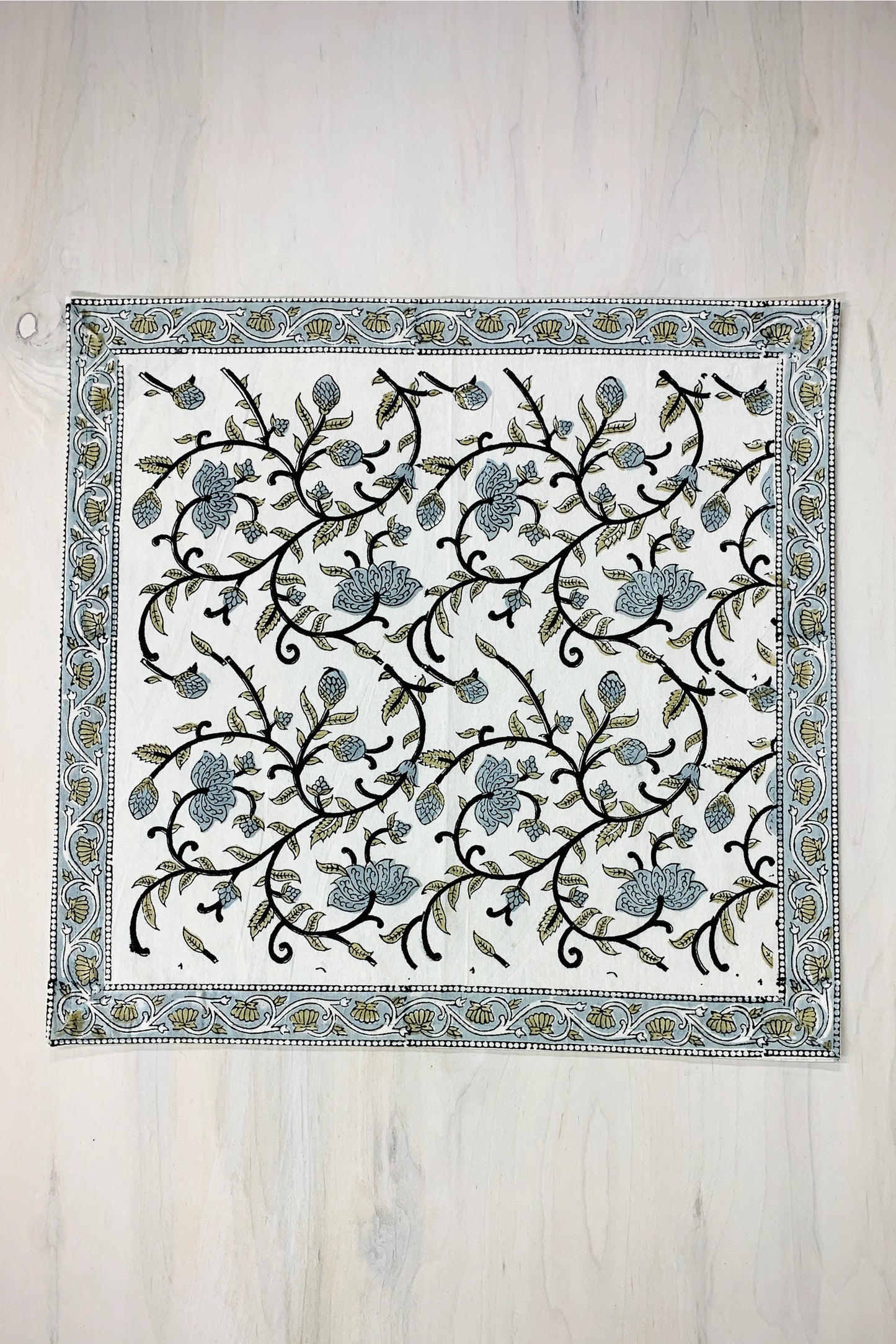 Silver Floral Napkin Set